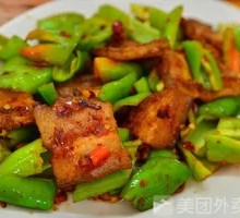 Sichuan-style Pork with Green Peppers