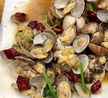 Spicy Stir-fried Clams