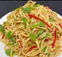 Spicy Oil-Poured Tofu Skin