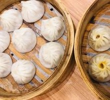Golden Award Crab Roe Soup Dumplings