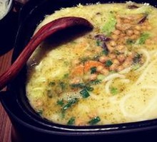 Crossing-the-bridge Rice Noodles