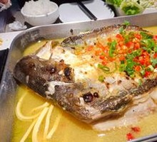 Garlic Flavor Fish in Rice Noodles