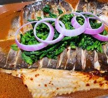 Sauce-Flavored Grilled Fish