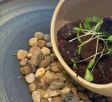 Black Vinegar Basil Grass-Fed Beef