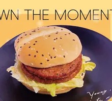 Black Pepper Beef Burger