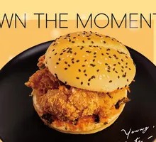 Seaweed and Pine Nut Chicken Leg Stew