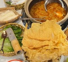 Spicy Snail Soup Pot