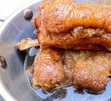 Zecaiji's Signature Pig Trotter