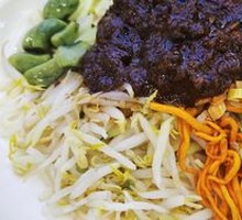 Old Beijing Fried Sauce Noodles