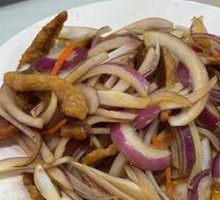 Fatty Crumbs with Onion