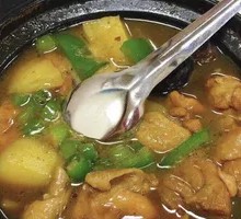 Spicy Three-Sauce Braised Chicken