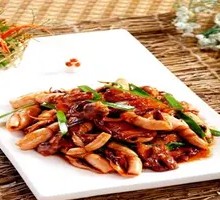 Braised Pork Belly with Pig Intestine