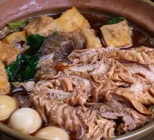 Spiced Braised Pig Intestine in Clay Pot