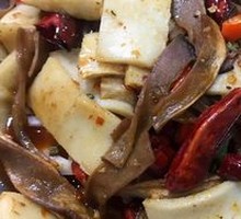 Spicy Pot-Braised Tofu with Leaves