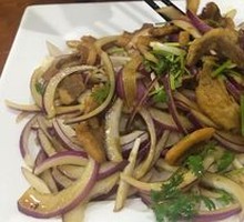 Onion with Pork Cracklings