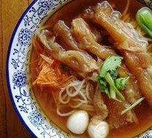 Beef Bone Noodle with Tendon
