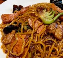 Honghe Lou Fried Noodles