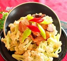 Spicy Stir-Fried Organic Cauliflower