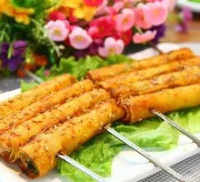 Rolled Tofu Skin with Enoki Mushrooms