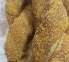 Durian-flavored Twisted Dough Stick