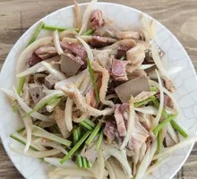 Mixed Lamb Offal Salad
