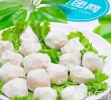 Waterfall Sauce Fish Balls