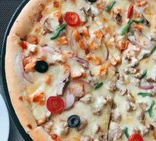 Orleans Chicken Pizza