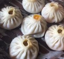 Crab Roe Soup Dumplings