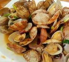 Spicy Stir-Fried Clams