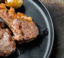Pan-Seared Lamb Chops