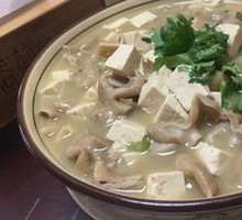 Stewed Intestine with Tofu