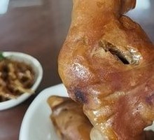 Braised Lamb Trotters in Soy Sauce