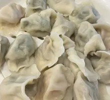 Chinese cabbage and pork dumplings