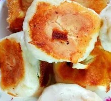 GaoMi Celery and Pork Dumplings