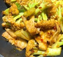 Spicy Stir-Fried Organic Cauliflower