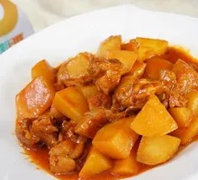 Chicken Frame Stewed with Potatoes