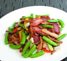 Stir-Fried Vegetables with Barbecue Pork
