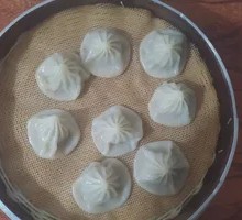 Steamed Soup Dumplings with Hot Water Dough