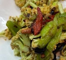 Sauce-Braised Organic Cauliflower