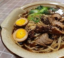 Signature Braised Pork Noodles