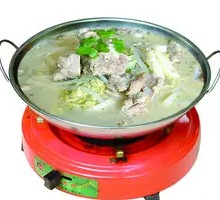 Stewed Pork Ribs with Pickled Cabbage in Hot Pot