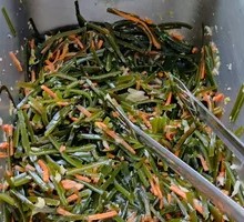 Pork Rib and Kelp Stew