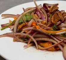 Onion with Pork Cracklings