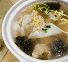 Shallow Pot Shrimp Dumplings