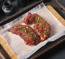 Charcoal-Grilled Pig's Feet