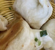 Leek and Pork Steamed Bun