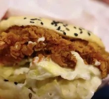 Crispy Chicken Chinese Burger