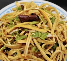 Stir-fried Tofu Skin Salad