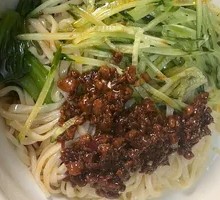 Zhajiangmian