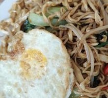 Vegetable Stir-Fried Noodles